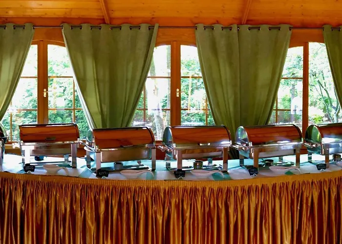 Centrum Barnabitow מלון דירות ורשה