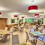 Centrum Barnabitow 3*