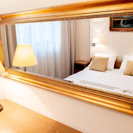 Centrum Barnabitow Hotel 3*