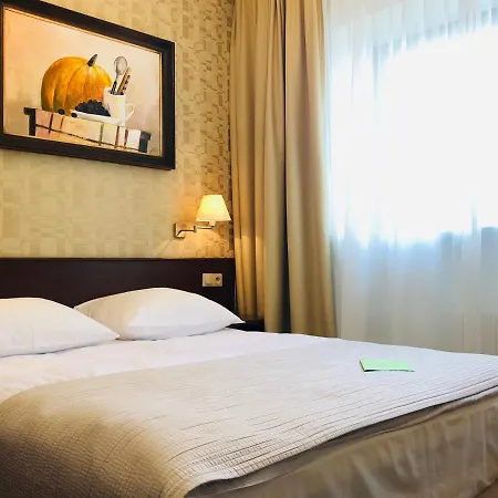 Centrum Barnabitow 3* Varşova