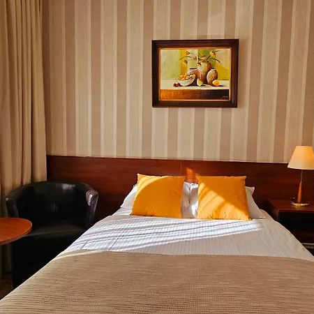 Centrum Barnabitow 3* Varsovie