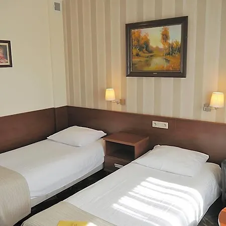 Centrum Barnabitow Aparthotel 3*
