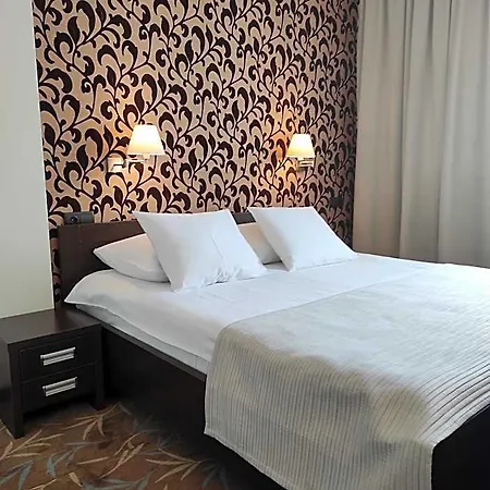 Apart Otel Centrum Barnabitow Varşova