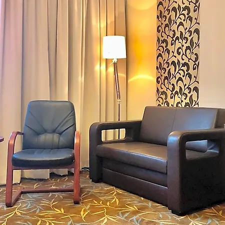 Apart Otel Centrum Barnabitow 3*
