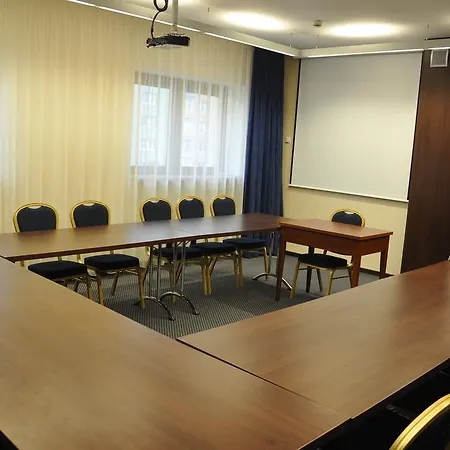 Apart Otel Centrum Barnabitow