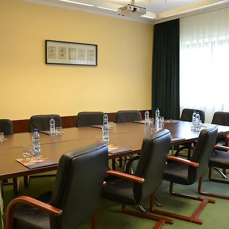 Apart Otel Centrum Barnabitow