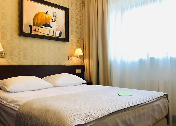 سنتروم بارنابيتوف 3* وارسو