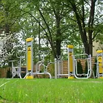 מלון דירות Centrum Barnabitow ורשה