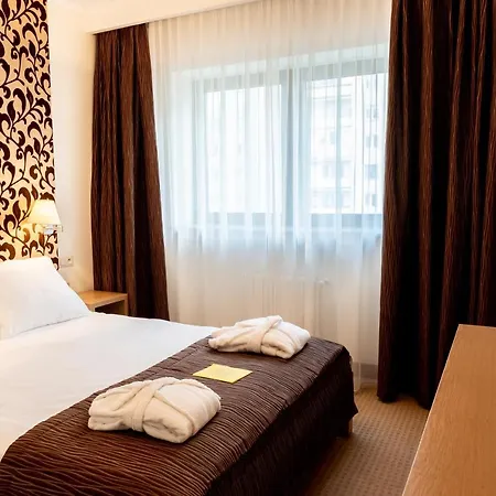 Aparthotel Centrum Barnabitow 3*