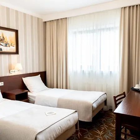 Centrum Barnabitow Ξενοδοχείο Βαρσοβία