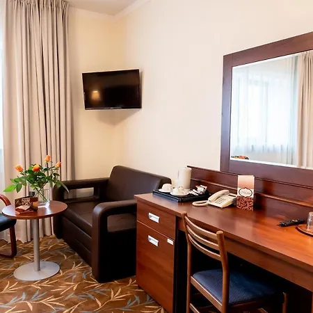 Centrum Barnabitow Aparthotel 3*