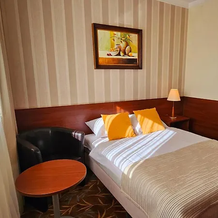 Centrum Barnabitow 3*